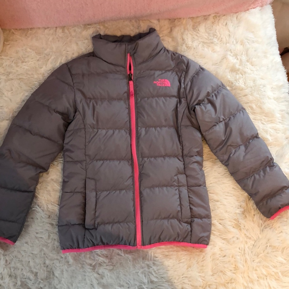 Girl’s size 10/12 North Face puffer jacket gray with pink piping. See pics.
